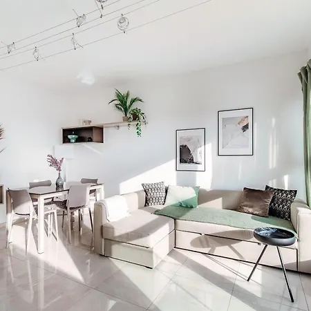 Il Parco 13 By Quokka 360 - Strategic Flat In Centre Apartment