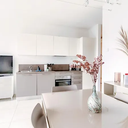 Il Parco 13 By Quokka 360 - Strategic Flat In Centre